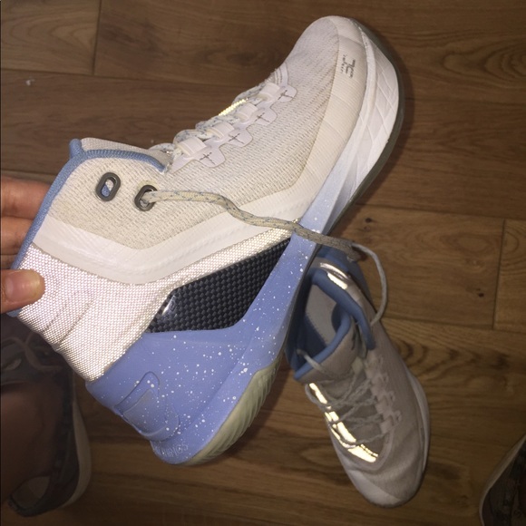 Under Armour Steph Curry Basketball shoes - Picture 5 of 7